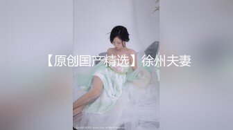 黑丝高跟巨乳美女吃鸡啪啪 说点好听的求我 好老婆放进去 啊啊好满好舒服 射在我身上 身材丰腴白皙 在沙发被无套输出