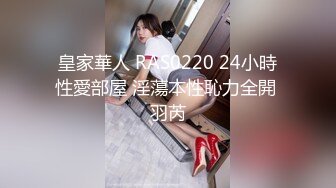 【新速片遞】 熟女阿姨在家69吃鸡啪啪 被无套输出 内射 貌似还不过瘾 骚逼抠的尿尿直喷 自产自销解解渴 